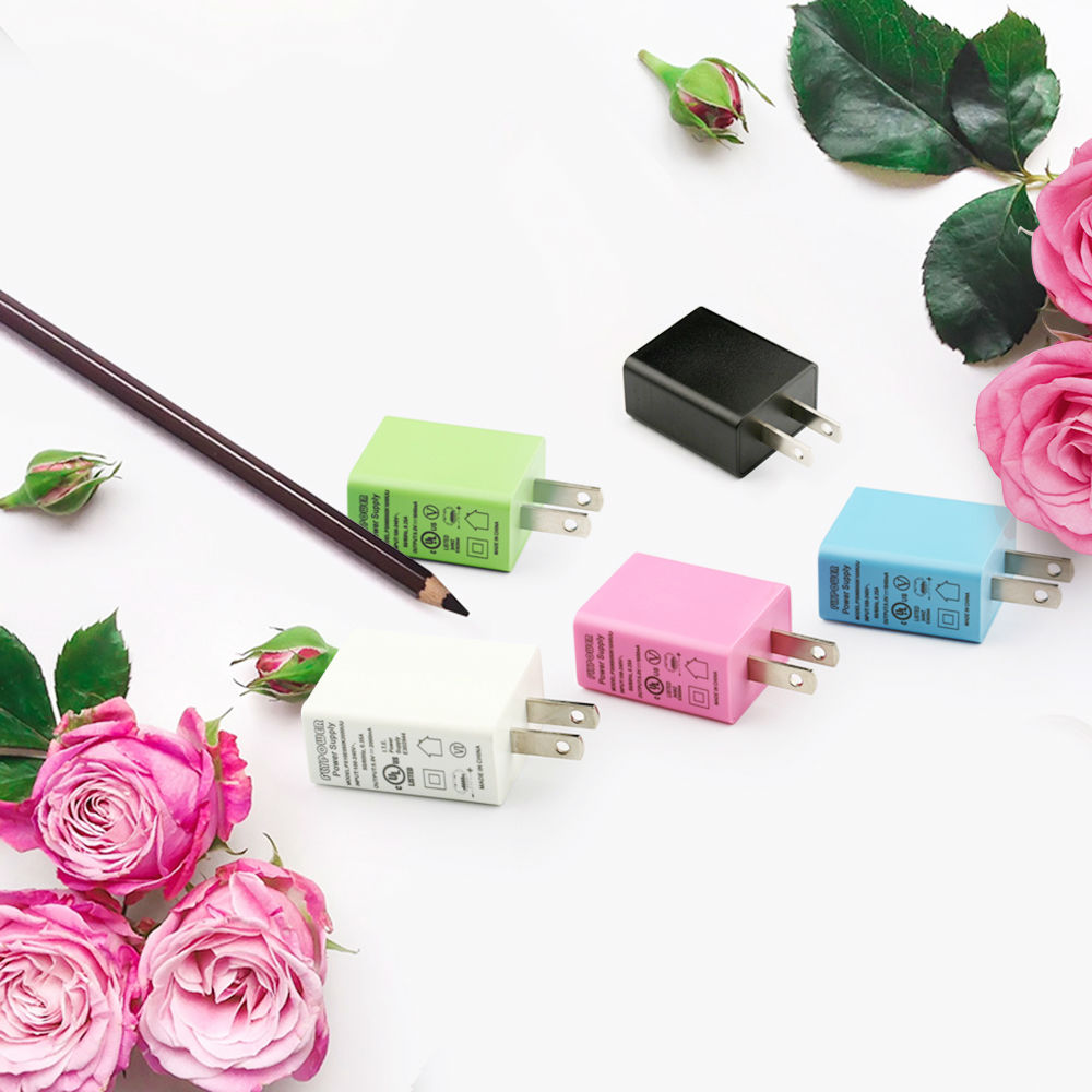 5V1A 美規USB充電器 白色